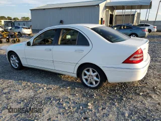 2003 Mercedes-Benz C 320 with VIN WDBRF64JX3F398183, listed as a Copart auction lot 73837514 with 129,526 mi miles and Salvage Title. Bid and sale history available at DreamBid. Image 2.