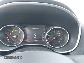 2020 Jeep Compass Limited с VIN 3C4NJDCB2LT132739, выставлен на аукционе IAAI как лот 42258279 с пробегом 111 430 миль миль и . История ставок и продаж доступна на DreamBid. Изображение 7.