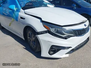 2020 Kia Optima LX with VIN 5XXGT4L38LG429263, listed as a IAAI auction lot 41704297 with 77,146 mi miles. Bid and sale history available at carsss.com. Image 21.