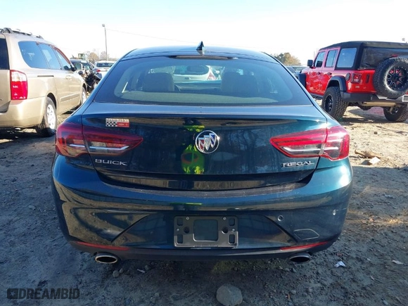 2018 Buick Regal Sportback Essence with VIN W04GP6SX7J1121153, listed as a IAAI auction lot 40979617 with NaN miles. Bid and sale history available at carsss.com. Image 16.