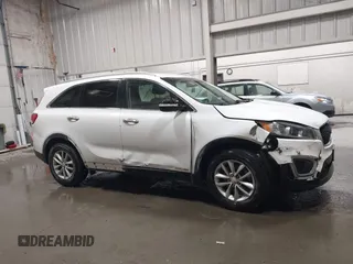 2016 Kia Sorento LX with VIN 5XYPGDA51GG047781, listed as a IAAI auction lot 42137935 with 103,386 mi miles. Bid and sale history available at carsss.com. Image 13.
