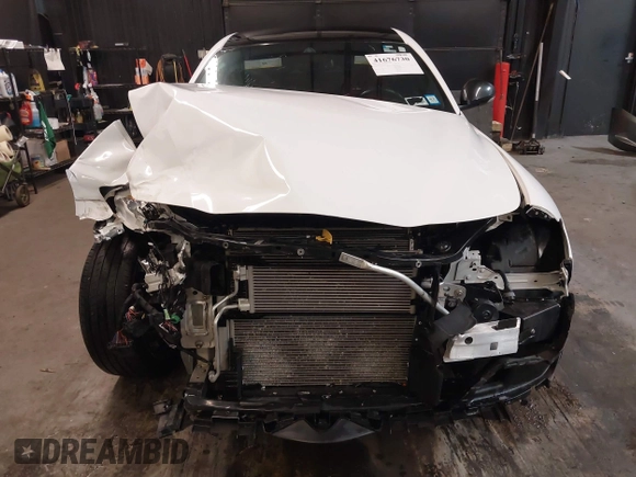 2020 Alfa Romeo Giulia z VIN ZARFANAN9L7630017, wystawiony jako IAAI lot #41676730 z przebiegiem 45 395 mil mil oraz . Historia ofert i sprzedaży dostępna na DreamBid. Obrazek 12.