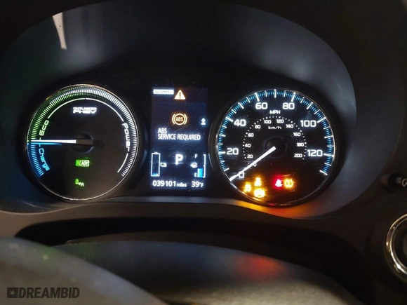 2020 Mitsubishi Outlander PHEV SEL with VIN JA4J24A56LZ010123, listed as a IAAI auction lot 41180860 with 39,101 mi miles. Bid and sale history available at carsss.com. Image 7.