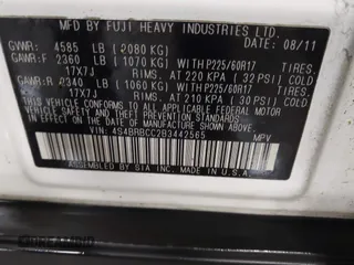2011 Subaru Outback 2.5i Prem AWP with VIN 4S4BRBCC2B3442565, listed as a IAAI auction lot 42032820 with 207,677 mi miles. Bid and sale history available at carsss.com. Image 9.