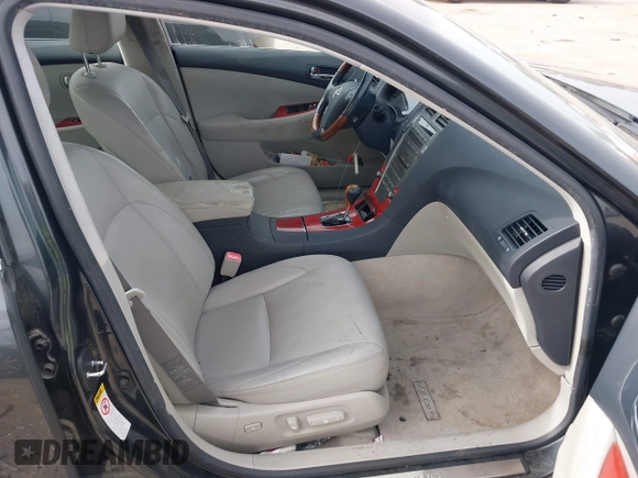 2008 Lexus ES 330 z VIN JTHBJ46G982255116, wystawiony jako IAAI lot #42192725 z przebiegiem 206 985 mil mil oraz . Historia ofert i sprzedaży dostępna na DreamBid. Obrazek 5.