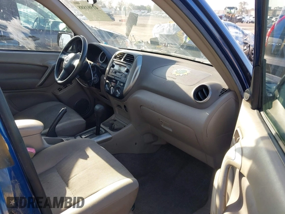 2005 Toyota RAV4 with VIN JTEHD20V956041158, listed as a IAAI auction lot 41981888 with 146,642 mi miles. Bid and sale history available at carsss.com. Image 5.