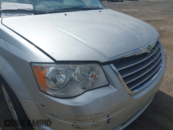 2008 Chrysler Town & Country Touring with VIN 2A8HR54P78R838906, listed as a IAAI auction lot 42203581 with 150,000 mi miles and . Bid and sale history available at DreamBid. Image 16.