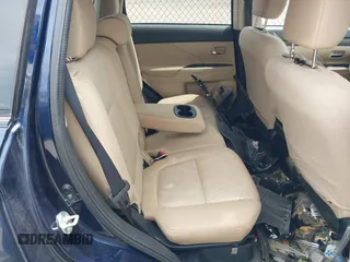 2016 Mitsubishi Outlander SE z VIN JA4AD3A38GZ008897, wystawiony jako IAAI lot #42072854 z przebiegiem 74 700 mil mil oraz . Historia ofert i sprzedaży dostępna na DreamBid. Obrazek 8.