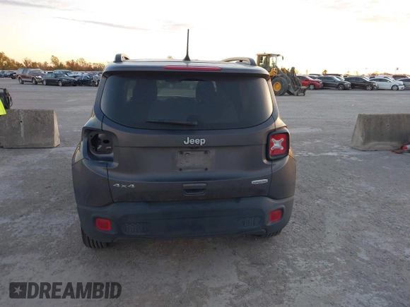 2021 Jeep Renegade Latitude with VIN ZACNJDBB0MPN13884, listed as a IAAI auction lot 40957052 with 52,023 mi miles. Bid and sale history available at carsss.com. Image 17.