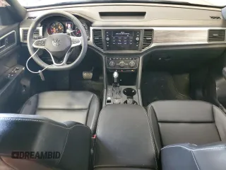 2021 Volkswagen Atlas SE with VIN 1V2LC2CA0MC223095, listed as a Copart auction lot 72094084 with 21,260 mi miles and Salvage title. Bid and sale history available at DreamBid. Image 8.