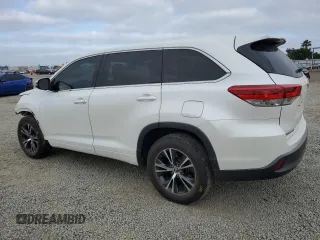2018 Toyota Highlander LE with VIN 5TDZARFH6JS040524, listed as a Copart auction lot 54171085 with 62,341 mi miles and Salvage title. Bid and sale history available at DreamBid. Image 2.