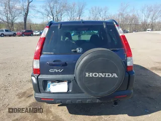 2006 Honda CR-V EX with VIN JHLRD78806C020371, listed as a IAAI auction lot 41812893 with 282,171 mi miles and . Bid and sale history available at carsss.com. Image 16.