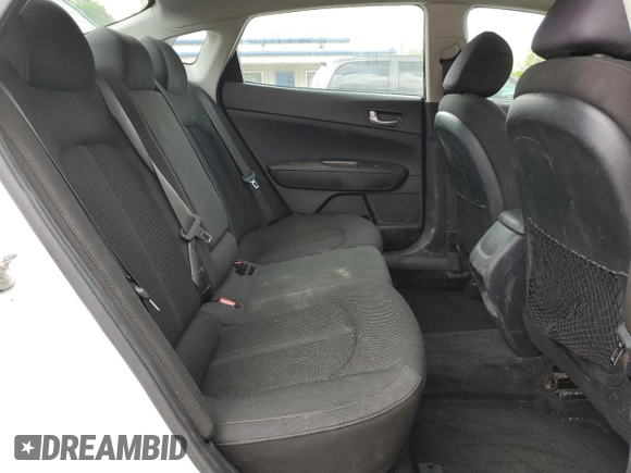 2019 Kia Optima LX with VIN 5XXGT4L34KG311998, listed as a Copart auction lot 56686955 with 135,484 mi miles and Salvage title. Bid and sale history available at DreamBid. Image 10.