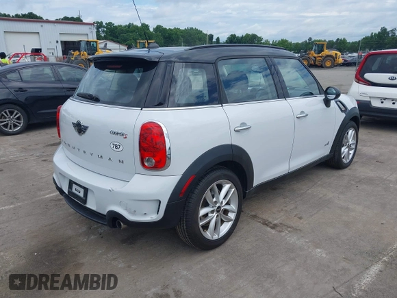 2014 MINI Countryman S z VIN WMWZC5C57EWP38396, wystawiony jako IAAI lot #42400771 z przebiegiem 147 302 mil mil oraz . Historia ofert i sprzedaży dostępna na DreamBid. Obrazek 4.