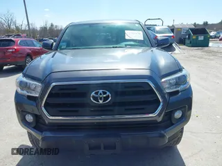 2017 Toyota Tacoma SR5 with VIN 3TMCZ5AN8HM104867, listed as a IAAI auction lot 41931133 with 76,051 mi miles. Bid and sale history available at carsss.com. Image 12.