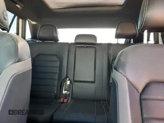 2021 Volkswagen Atlas SEL Premium z VIN 1V2TE2CA1MC204677, wystawiony jako Copart lot #73306994 z przebiegiem 83 188 mil mil oraz Szkoda całkowita • Salvage title. Historia ofert i sprzedaży dostępna na DreamBid. Obrazek 10.
