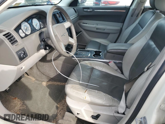 2008 Chrysler 300 Touring with VIN 2C3LA53G08H137189, listed as a Copart auction lot 51606965 with 193,323 mi miles and Salvage Title. Bid and sale history available at carsss.com. Image 7.