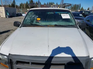 2005 Ford Super Duty F-250 XL with VIN 1FTSX20505EC46780, listed as a IAAI auction lot 41487266 with 1 mi miles. Bid and sale history available at carsss.com. Image 10.