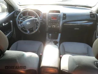 2013 Kia Sorento LX with VIN 5XYKT4A19DG405787, listed as a Copart auction lot 61982935 with 197,897 mi miles and Clean title. Bid and sale history available at DreamBid. Image 8.