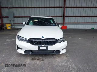 2020 BMW 3 Series 330i xDrive with VIN 3MW5R7J04L8B40479, listed as a IAAI auction lot 42303596 with 44,947 mi miles and . Bid and sale history available at DreamBid. Image 12.