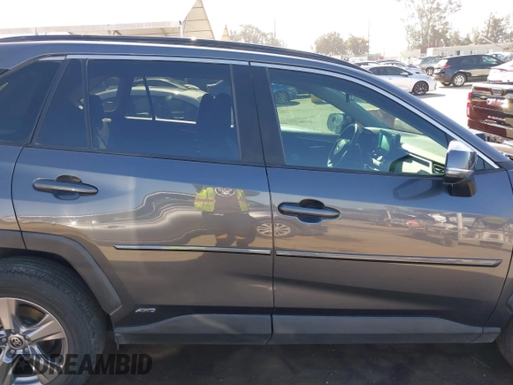 2022 Toyota RAV4 Hybrid XLE with VIN 4T3RWRFV6NU061336, listed as a IAAI auction lot 42518747 with 47,653 mi miles and . Bid and sale history available at DreamBid. Image 13.
