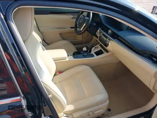 2013 Lexus ES 250 z VIN JTHBK1GG7D2077209, wystawiony jako IAAI lot #42435416 z przebiegiem 60 452 mil mil oraz . Historia ofert i sprzedaży dostępna na DreamBid. Obrazek 5.