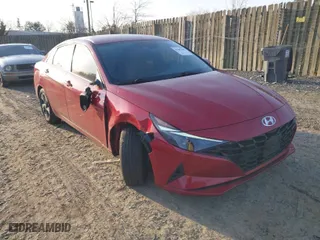 2022 Hyundai Elantra Essential with VIN KMHLM4AG2NU333591, listed as a IAAI auction lot 41487301 with 21,148 mi miles. Bid and sale history available at carsss.com. Image 1.