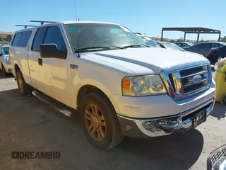 2008 Ford F-150 STX z VIN 1FTRX12W08KF03604, wystawiony jako IAAI lot #42788603 z przebiegiem 217 448 mil mil oraz . Historia ofert i sprzedaży dostępna na DreamBid. Obrazek 1.