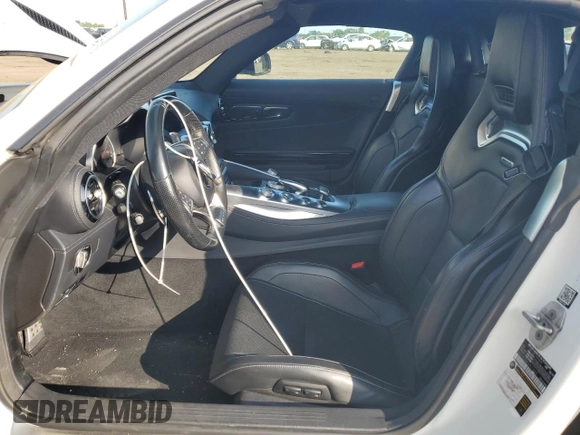 2018 Mercedes-Benz AMG GT AMG GT z VIN WDDYK7HA5JA018630, wystawiony jako Copart lot #67738304 z przebiegiem Nie podano mil oraz Czysty tytuł • Clean title. Historia ofert i sprzedaży dostępna na DreamBid. Obrazek 7.
