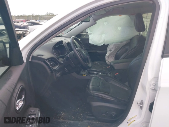 2019 Jeep Cherokee Latitude Plus with VIN 1C4PJLLX5KD403828, listed as a IAAI auction lot 41694076 with 85,718 mi miles and . Bid and sale history available at DreamBid. Image 5.