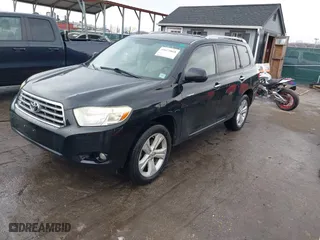 2010 Toyota Highlander Limited with VIN JTEDK3EH2A2162886, listed as a IAAI auction lot 41673868 with 130,697 mi miles. Bid and sale history available at carsss.com. Image 17.