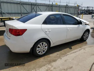 2010 Kia Forte EX with VIN KNAFU4A26A5822258, listed as a Copart auction lot 70169704 with 0 mi miles and Non Repairable. Bid and sale history available at carsss.com. Image 3.