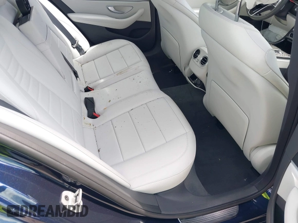 2022 Mercedes-Benz E 350 z VIN W1KZF8DBXNB049580, wystawiony jako IAAI lot #42102354 z przebiegiem 5 284 mil mil oraz . Historia ofert i sprzedaży dostępna na DreamBid. Obrazek 8.