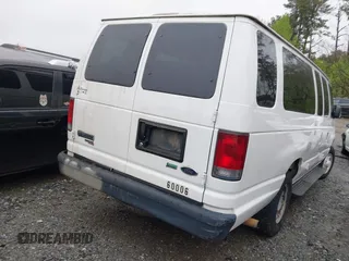 2009 Ford Econoline Passenger XL z VIN 1FBSS31L29DA07149, wystawiony jako IAAI lot #41863392 z przebiegiem 152 010 mil mil oraz . Historia ofert i sprzedaży dostępna na DreamBid. Obrazek 16.