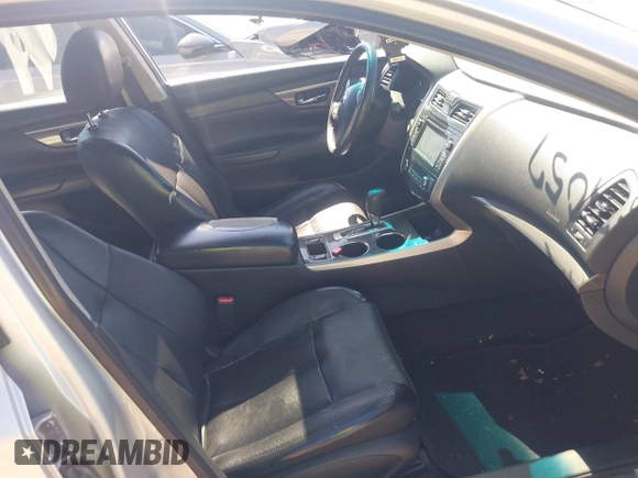2014 Nissan Altima 2.5 with VIN 1N4AL3AP3EC902467, listed as a IAAI auction lot 41834057 with 161,150 mi miles and . Bid and sale history available at DreamBid. Image 5.