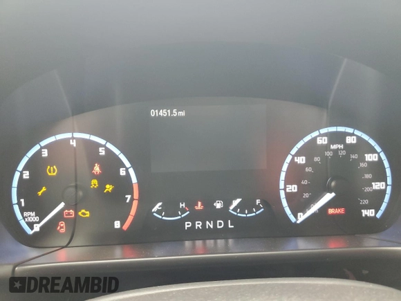 2024 Ford Bronco Sport Heritage z VIN 3FMCR9G60RRF28499, wystawiony jako Copart lot #59155805 z przebiegiem 1 451 mil mil oraz Czysty tytuł • Clean title. Historia ofert i sprzedaży dostępna na DreamBid. Obrazek 9.