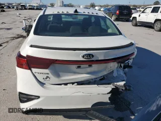 2019 Kia Forte LXS with VIN 3KPF24AD3KE031234, listed as a Copart auction lot 46749625 with 135,828 mi miles and Salvage Title. Bid and sale history available at carsss.com. Image 6.