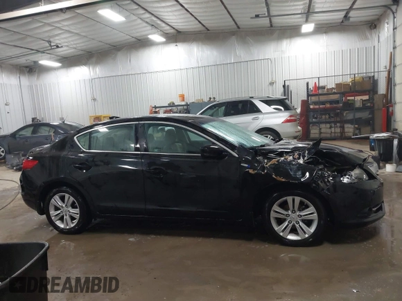 2013 Acura ILX Hybrid Technology with VIN 19VDE3F7XDE300823, listed as a IAAI auction lot 41619646 with 231,501 mi miles and . Bid and sale history available at DreamBid. Image 13.