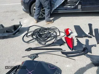 2018 Toyota C-HR XLE с VIN NMTKHMBX2JR016619, выставлен на аукционе IAAI как лот 41920426 с пробегом 95 627 миль миль и . История ставок и продаж доступна на DreamBid. Изображение 17.