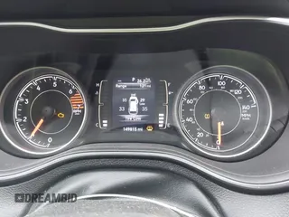 2019 Jeep Cherokee Latitude with VIN 1C4PJLCBXKD247676, listed as a IAAI auction lot 41598599 with 149,815 mi miles. Bid and sale history available at carsss.com. Image 7.