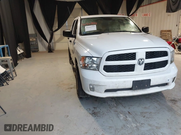 2013 Ram 1500 Express with VIN 1C6RR7KT6DS605509, listed as a IAAI auction lot 42142944 with 194,044 mi miles and . Bid and sale history available at DreamBid. Image 1.