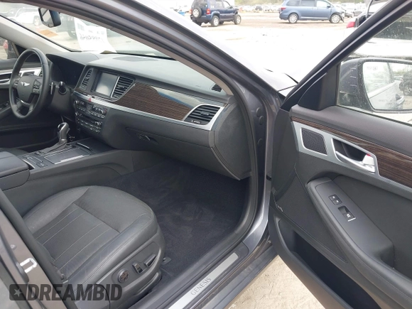 2016 Hyundai Genesis 3.8L with VIN KMHGN4JE1GU135505, listed as a IAAI auction lot 42085056 with 61,611 mi miles and . Bid and sale history available at DreamBid. Image 5.