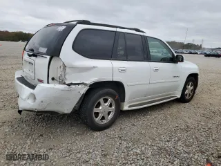 2005 GMC Envoy Denali with VIN 1GKET63M452384525, listed as a Copart auction lot 82117214 with 182,469 mi miles and Salvage Title. Bid and sale history available at carsss.com. Image 3.