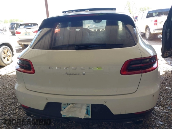 2015 Porsche Macan S with VIN WP1AB2A50FLB64939, listed as a IAAI auction lot 42260919 with 11 mi miles and . Bid and sale history available at DreamBid. Image 16.