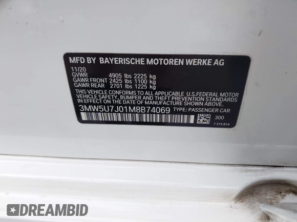 2021 BMW 3 Series M340i with VIN 3MW5U7J01M8B74069, listed as a IAAI auction lot 41879940 with 61,721 mi miles. Bid and sale history available at carsss.com. Image 9.