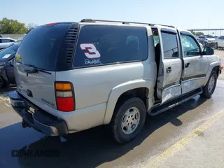 2005 Chevrolet Suburban LT z VIN 3GNEC16Z25G158651, wystawiony jako IAAI lot #42013616 z przebiegiem 221 755 mil mil oraz . Historia ofert i sprzedaży dostępna na DreamBid. Obrazek 4.