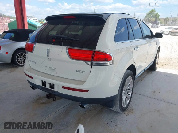 2012 Lincoln MKX with VIN 2LMDJ6JK6CBL07998, listed as a IAAI auction lot 42178485 with 196,472 mi miles and . Bid and sale history available at DreamBid. Image 4.