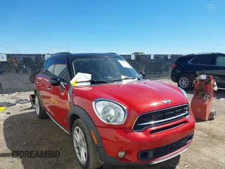 2016 MINI Countryman S z VIN WMWZC5C5XGWU01272, wystawiony jako IAAI lot #42221099 z przebiegiem 59 629 mil mil oraz . Historia ofert i sprzedaży dostępna na DreamBid. Obrazek 1.