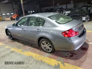 2015 Infiniti Q40 with VIN JN1CV6AR0FM521867, listed as a Copart auction lot 64668144 with 42,905 mi miles and Salvage Title. Bid and sale history available at carsss.com. Image 2.