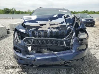 2016 Jeep Cherokee Latitude z VIN 1C4PJLCB2GW206650, wystawiony jako Copart lot #56567345 z przebiegiem 86 983 mil mil oraz Nie do naprawy • Non repairable. Historia ofert i sprzedaży dostępna na DreamBid. Obrazek 5.